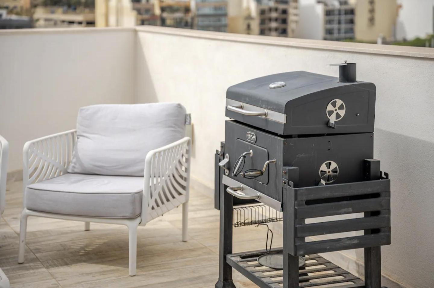 Luxury Penthouse Sea View Lägenhet Ta Xbiex Exteriör bild
