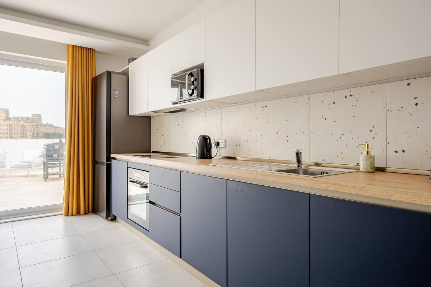 Luxury Penthouse Sea View Lägenhet Ta Xbiex Exteriör bild